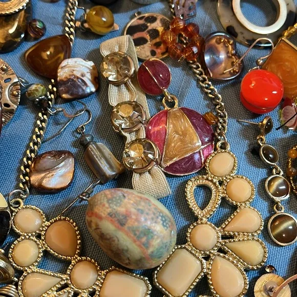 Neutral tone craft and repurpose lot - Picture 6 of 13